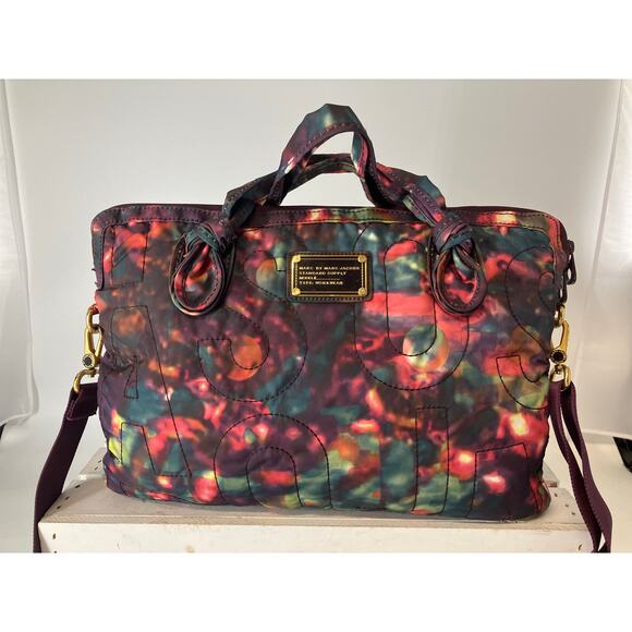 MARC BY MARC JACOBS COLORFUL QUILTED LAPTOP  CROSSBODY BAG - Picture 1 of 16